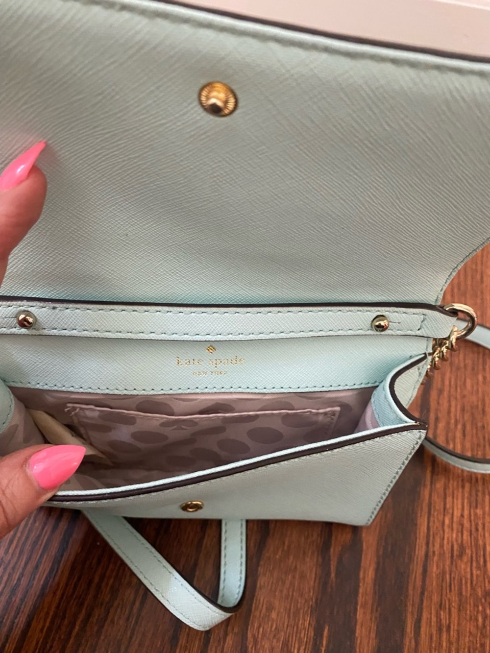 New!! Kate Spade Mint green crossbody wallet with gold logo - Picture 2 of 4